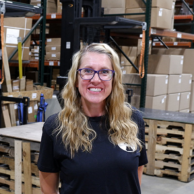alexis-e-employee-2-min
